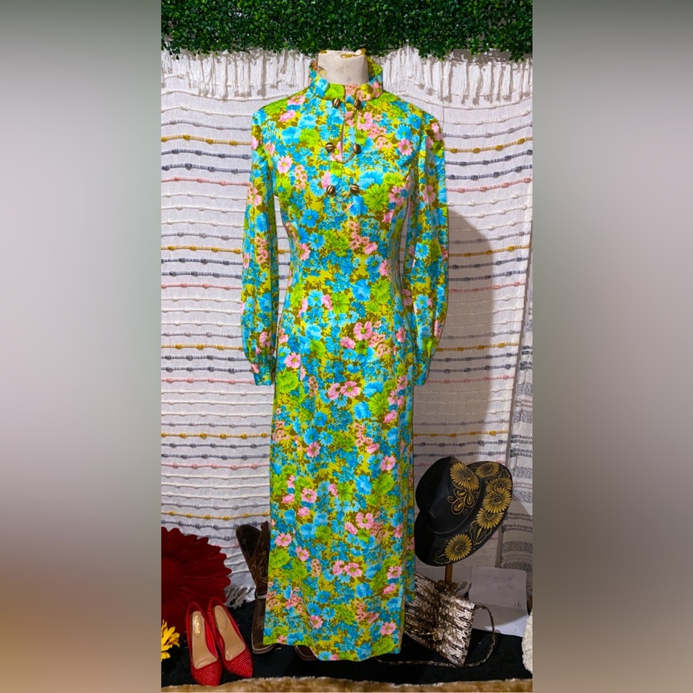 Vintage floral dress